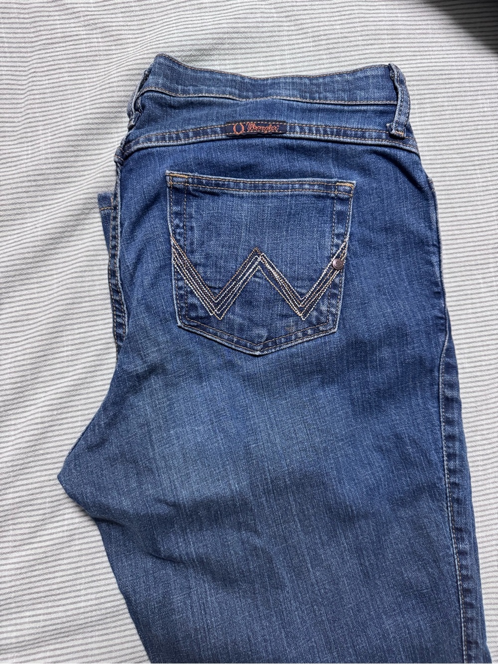 Wrangler Women’s Dark-Blue Boot Cut Jeans